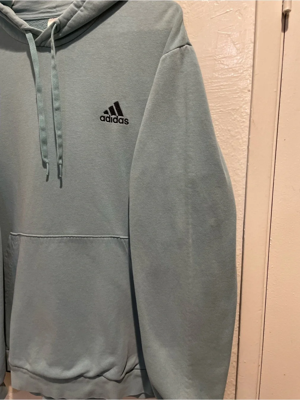 Adidas Men's Essentials Embroidered Small Logo Hoodie Light Teal Size XL